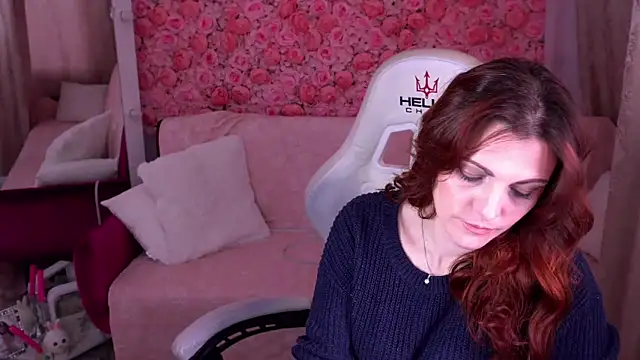 Snapshot of FireFoxxxxxy chatting on 03-14-26, 07:14 FireFoxxxxxy online show from 03-14-26, 07:14