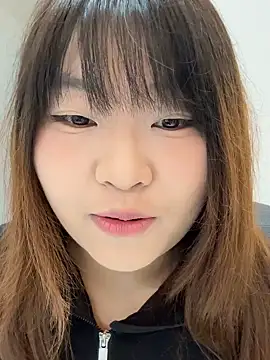 Cake015 online show from 03-17-26, 03:11