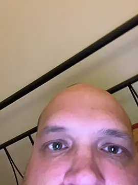 Snapshot of billy41leo chatting on 03-14-26, 10:42 billy41leo online show from 03-14-26, 10:42