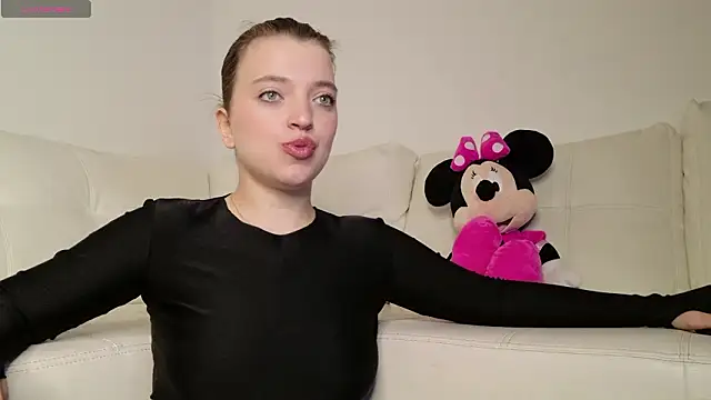 Minnie mouse 18 online show from 03-15-26, 05:19