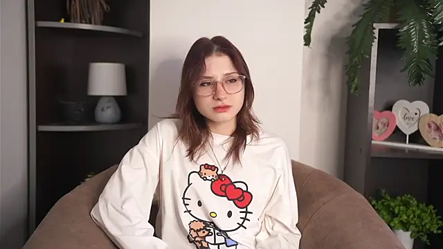 KaryLias online show from 03-19-26, 05:11