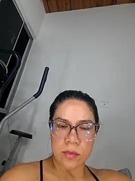 Snapshot of Aila_Phone chatting on 03-15-26, 12:05 Aila Phone online show from 03-15-26, 12:05