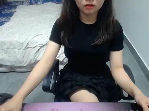 Snapshot of Aly_babe19y chatting on 03-15-26, 03:40 Aly babe19y online show from 03-15-26, 03:40