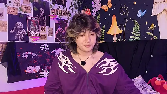 Snapshot of Noah_blackwood chatting on 04-08-26, 01:33 Noah blackwood online show from 04-08-26, 01:33