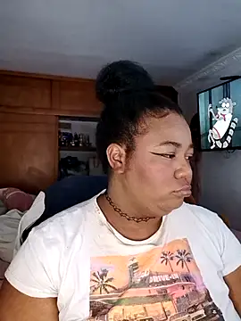 Snapshot of Daddyss_girl1 chatting on 03-23-26, 03:54 Daddyss girl1 online show from 03-23-26, 03:54