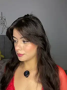 Snapshot of DahliaRouse chatting on 03-24-26, 11:32 DahliaRouse online show from 03-24-26, 11:32