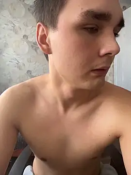 Snapshot of MikkyDo chatting on 03-21-26, 09:47 MikkyDo online show from 03-21-26, 09:47