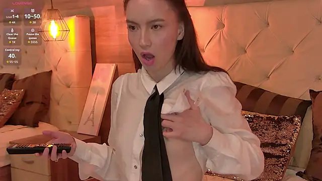 MonaHicks online show from 03-17-26, 11:08