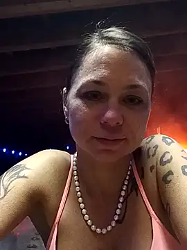 Couple qc online show from 04-02-26, 12:41