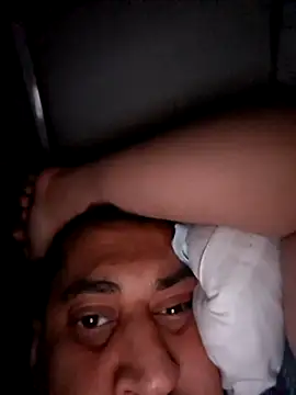 Snapshot of Layzie86 chatting on 03-19-26, 09:08 Layzie86 online show from 03-19-26, 09:08