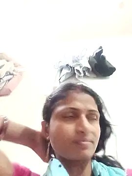 Snapshot of Leelaaji chatting on 03-31-26, 09:21 Leelaaji online show from 03-31-26, 09:21