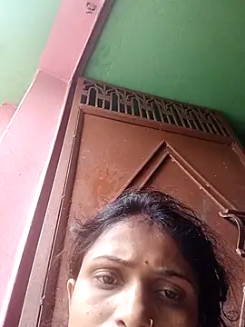 Snapshot of Leelaaji chatting on 04-06-26, 03:48 Leelaaji online show from 04-06-26, 03:48