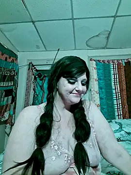 Snapshot of PiSeas chatting on 03-28-26, 04:23 PiSeas online show from 03-28-26, 04:23