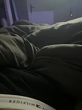 zoladj online show from 04-06-26, 10:22