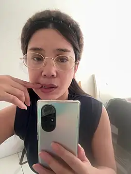 caomeibobo online show from 03-25-26, 06:19