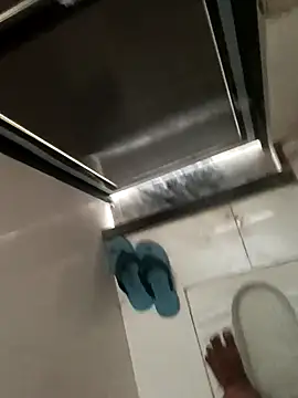 Snapshot of Lexcorp_15 chatting on 03-30-26, 02:45 Lexcorp 15 online show from 03-30-26, 02:45