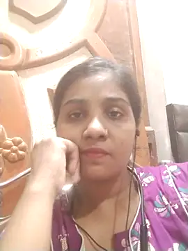 Snapshot of LovelyRenu chatting on 03-25-26, 08:53 LovelyRenu online show from 03-25-26, 08:53