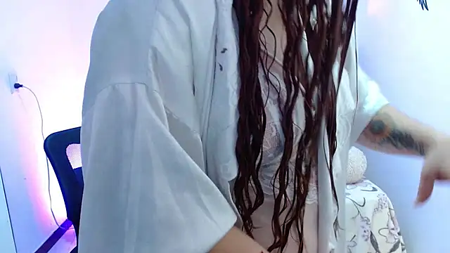 Luna cur online show from 03-25-26, 12:44