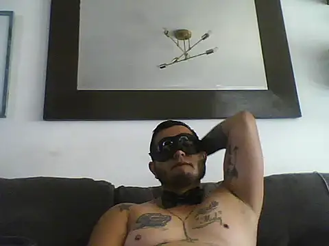 HOTB0Y18 online show from 03-23-26, 04:22