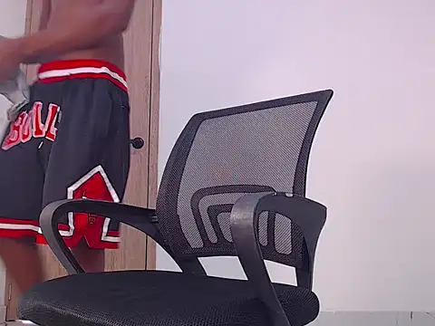 Snapshot of Bigcock23cmt chatting on 04-07-26, 01:55 Bigcock23cmt online show from 04-07-26, 01:55