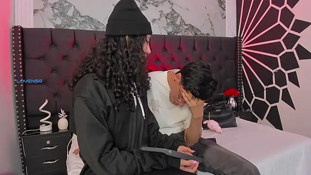 ArthurAndAllice online show from 03-21-26, 05:56