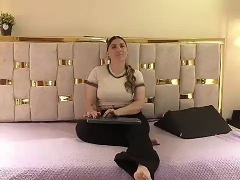 HELLEN MARK online show from 03-25-26, 11:38