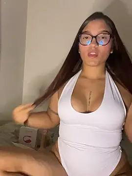 Tefy Oss online show from 03-27-26, 01:11