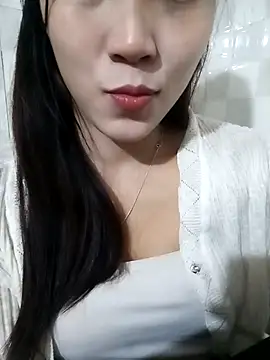 Snapshot of Personality-girl- chatting on 03-27-26, 01:55 Personality-girl- online show from 03-27-26, 01:55