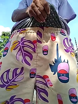 spittermasterpig1 online show from 03-29-26, 08:42