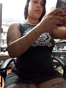 venuslaferte  online show from 03-26-26, 11:38