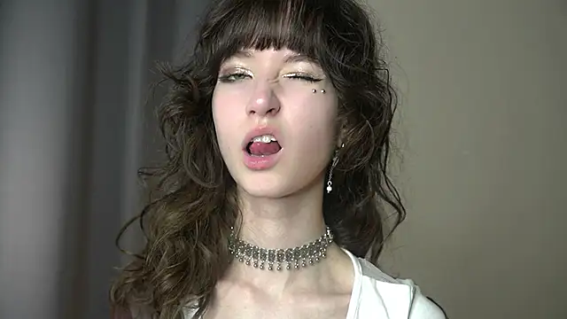 Snapshot of DellaLeck chatting on 03-29-26, 07:47 DellaLeck online show from 03-29-26, 07:47