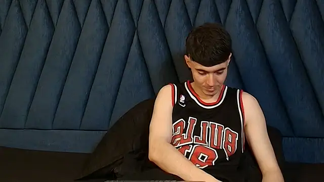 Snapshot of lio____ chatting on 04-02-26, 03:26 lio online show from 04-02-26, 03:26