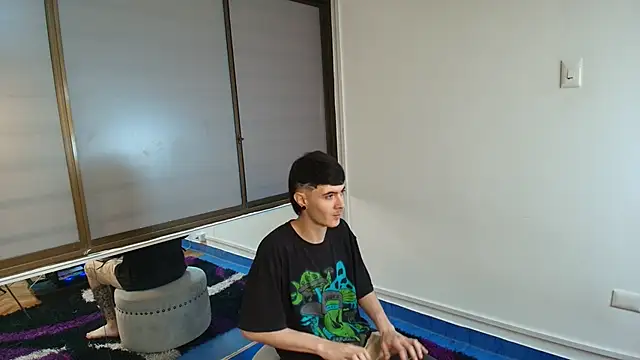 Snapshot of lio____ chatting on 04-03-26, 02:53 lio online show from 04-03-26, 02:53