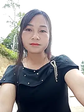 Snapshot of Cute-flowers chatting on 03-21-26, 08:19 Cute-flowers online show from 03-21-26, 08:19