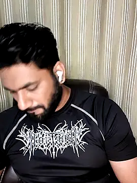 SurajKapoor09 online show from 03-21-26, 01:16