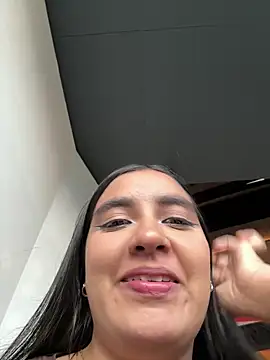 HaileyBiieber online show from 04-02-26, 11:02