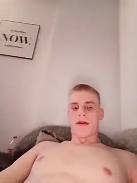 matthi898 online show from 04-10-26, 02:00