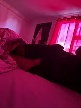 Snapshot of Kadenj92 chatting on 03-29-26, 08:03 Kadenj92 online show from 03-29-26, 08:03