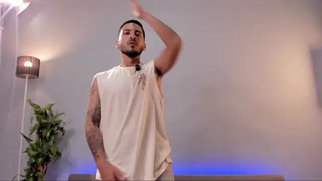 hashi wood online show from 03-30-26, 01:06