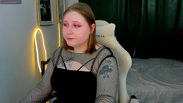 Snapshot of KatieGarsiaa chatting on 03-23-26, 10:08 KatieGarsiaa online show from 03-23-26, 10:08