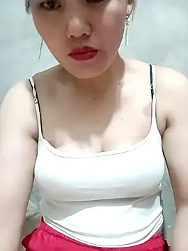 Snapshot of meg_06 chatting on 03-23-26, 11:58 meg 06 online show from 03-23-26, 11:58