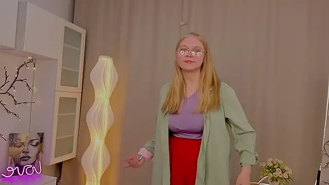 AlicaCohill online show from 04-01-26, 07:22