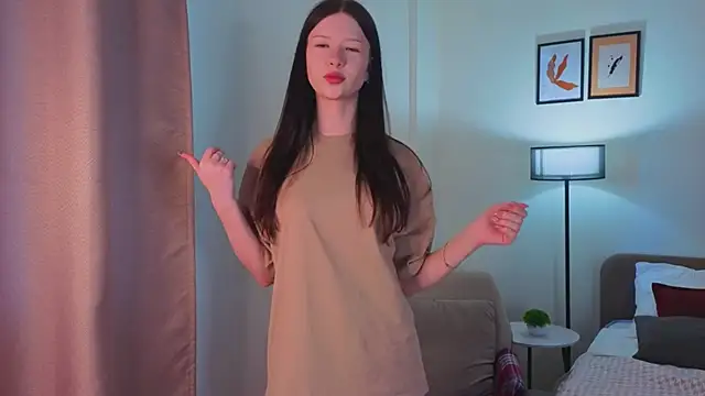 SophiaAltidor online show from 03-30-26, 03:18