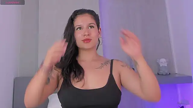 Snapshot of aurarosse_ chatting on 03-25-26, 12:22 aurarosse online show from 03-25-26, 12:22