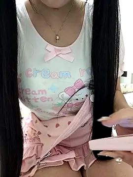 Snapshot of lala4125 chatting on 04-12-26, 02:00 lala4125 online show from 04-12-26, 02:00