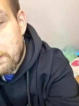 Snapshot of fettgail-0507 chatting on 03-28-26, 11:54 fettgail-0507 online show from 03-28-26, 11:54