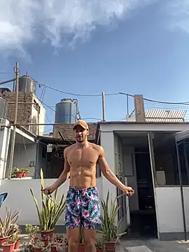 Snapshot of Quinterom chatting on 03-30-26, 08:54 Quinterom online show from 03-30-26, 08:54