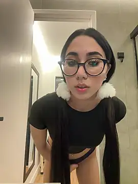 Snapshot of juliacosta chatting on 03-27-26, 07:46 juliacosta online show from 03-27-26, 07:46