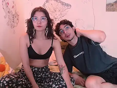 Snapshot of lilla9 chatting on 03-28-26, 06:29 lilla9 online show from 03-28-26, 06:29