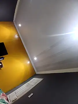 Snapshot of Keila-penis chatting on 03-29-26, 10:59 Keila-penis online show from 03-29-26, 10:59